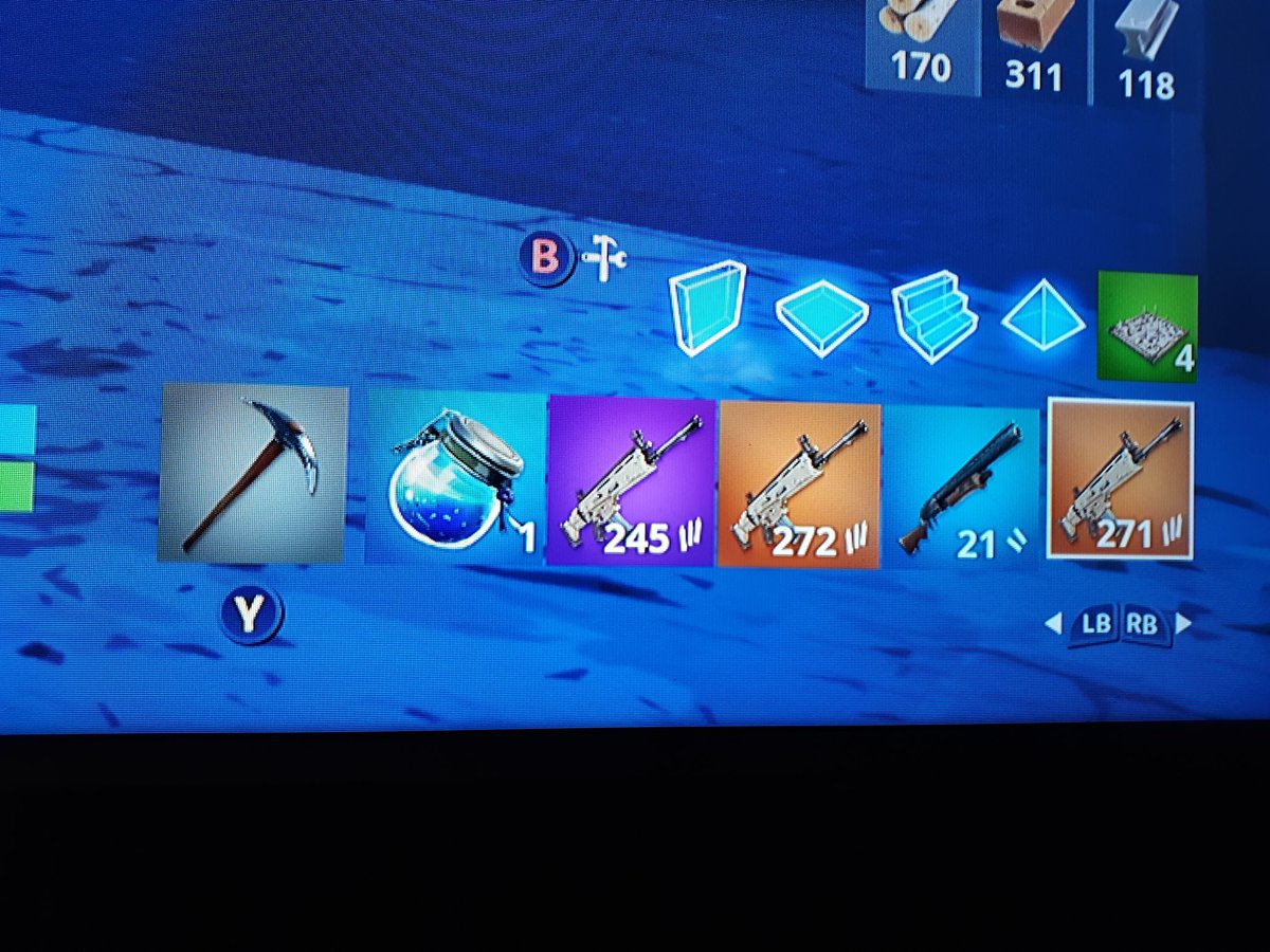 Tanner96740887's tweet image. LOOOOOOTTTTTTTTTT