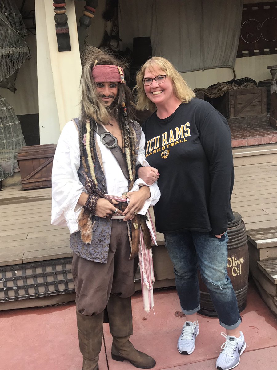 nanckiss's tweet photo. Good luck tonight from Jack Sparrow !!!!!  @CoachRhoades #ramnation #gorams https://t.co/7vcgTqmAMR