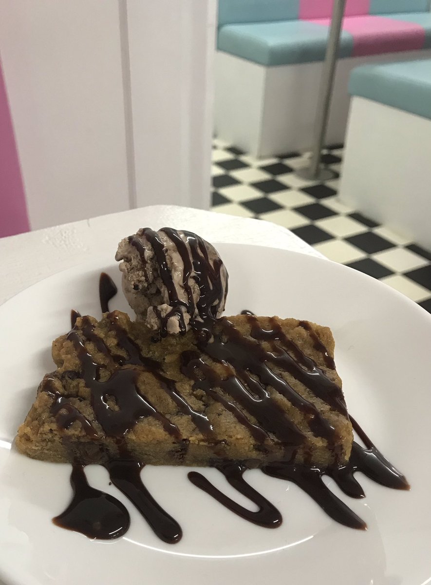 FreakyShakes's tweet photo. Baked cookie dough 🎉 after many requests we can finally launch our yummy baked cookie dough! Served on its own with whip and sauce for £4.75 or add a scoop of any ice cream for £5.75 it’s amazing! #freakyshakes #cookiedough #bakedcookiedough #vegancookiedough https://t.co/6wQ7P1JCTd