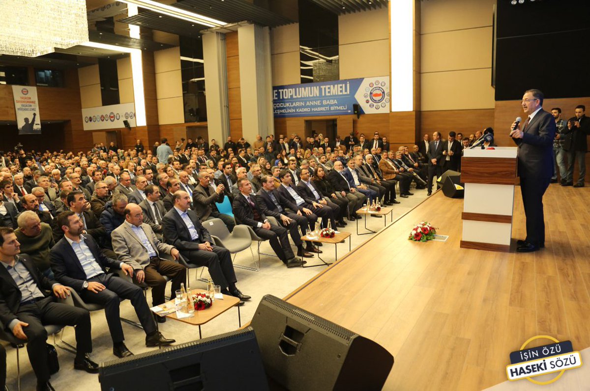 mehmetozhaseki's tweet photo. Güçlü Memur Güçlü Devlet!

#Altındağ’da Memur Sendikaları Konfederasyonu’nda vatandaşlarımızla bir araya geldik. Ankaramız’a kazandıracağımız hizmetlerimiz hakkında bilgi verdik.

#BelediyeİşiGönülİşi 
#İşinÖzüHasekiSözü https://t.co/OAL31FzPsR