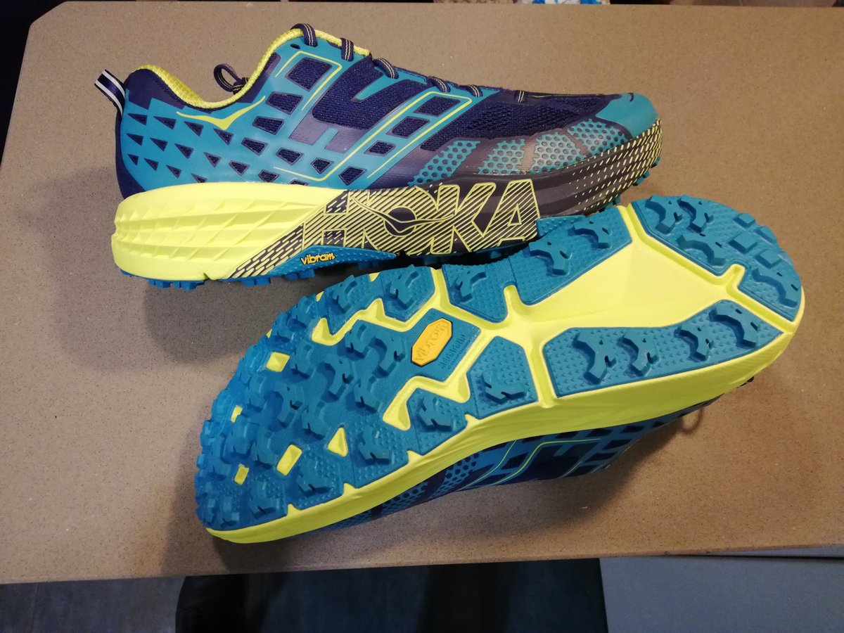 guilleamerican's tweet photo. OMG!!!✨🚀👀 #new #hokas #speedgoat2 #trail #running @HOKAONEONE https://t.co/nuMyczXSel