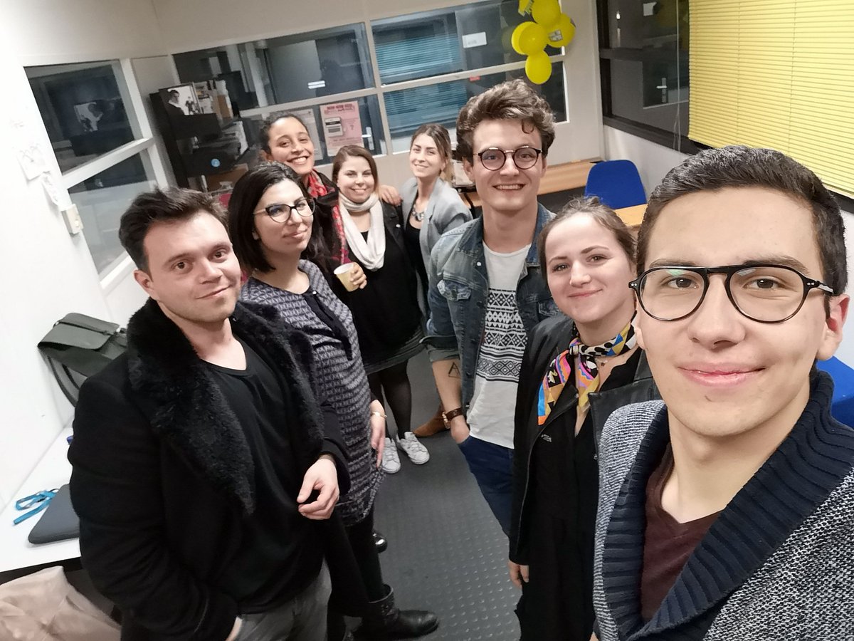 Paul_DyjakV's tweet photo. Présent ce soir et pour quelques jours à Toulon avec Tous en Droit et IAE MOOVE pour échanger sur les actualités de la @federationares et sur les nombreux projets innovants pour la vie étudiante toulonnaise !
CC @La_FAGE
#ARESpartout #AREStructibles https://t.co/2bUcEwwEEh