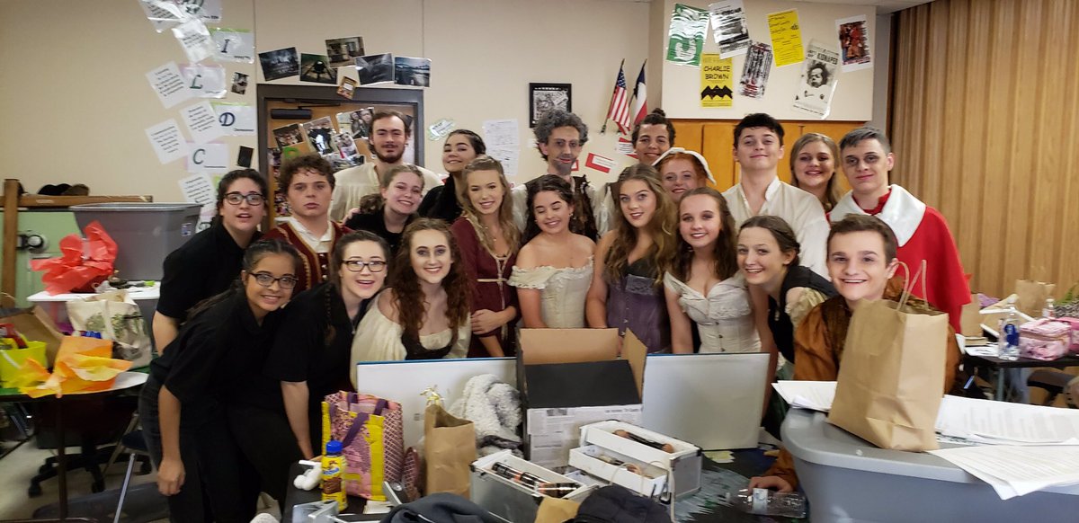 LHSEagleEye's tweet photo. OAP gets ready for their District performance in Sulphur Springs! #breakaleg https://t.co/Wv7U3zuibM