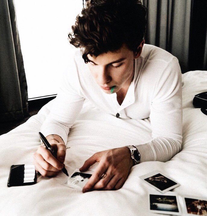 shawnmboards's tweet photo. he looks so soft here ♡ https://t.co/SfEhhS98bt