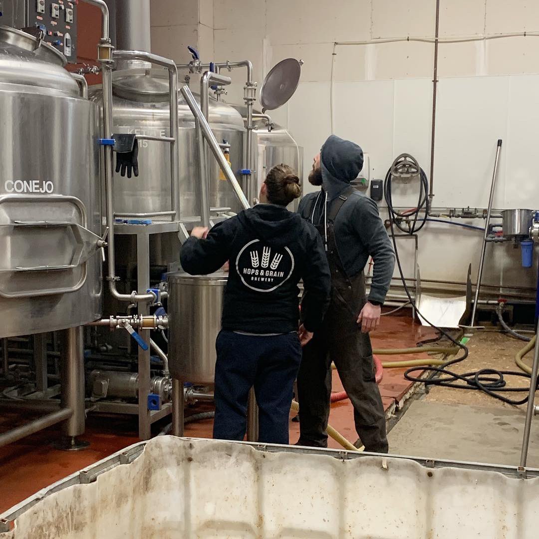 hopsandgrain's tweet photo. It’s #PinkBootsBrew day!  

The women of #hopsandgrain are brewing up a hoppy Pale Ale using the @YakimaChief @pinkbootsbeer 🌱 hop blend in honor of #InternationalWomensDay on March 8th!🍻 

Thanks to Brewhouse Manager, Kevin, for showing us the ropes 👌🏼 https://t.co/lcibXXdRx6
