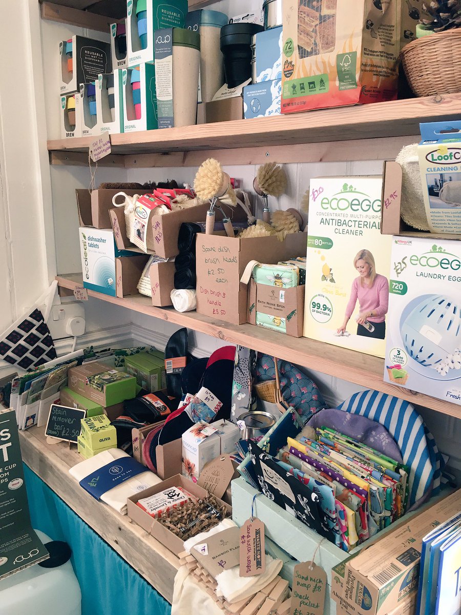 Healthyhappy50's tweet photo. So brilliant to visit @wastenotpop in #Burley today & stock up on lots of #plasticfree goodies! Lovely to meet Charlotte, the founder. Take your own containers & refill! π #2minutesolution #Yorkshire #Ilkley @ilkleychat https://t.co/5gv6AjQa4I