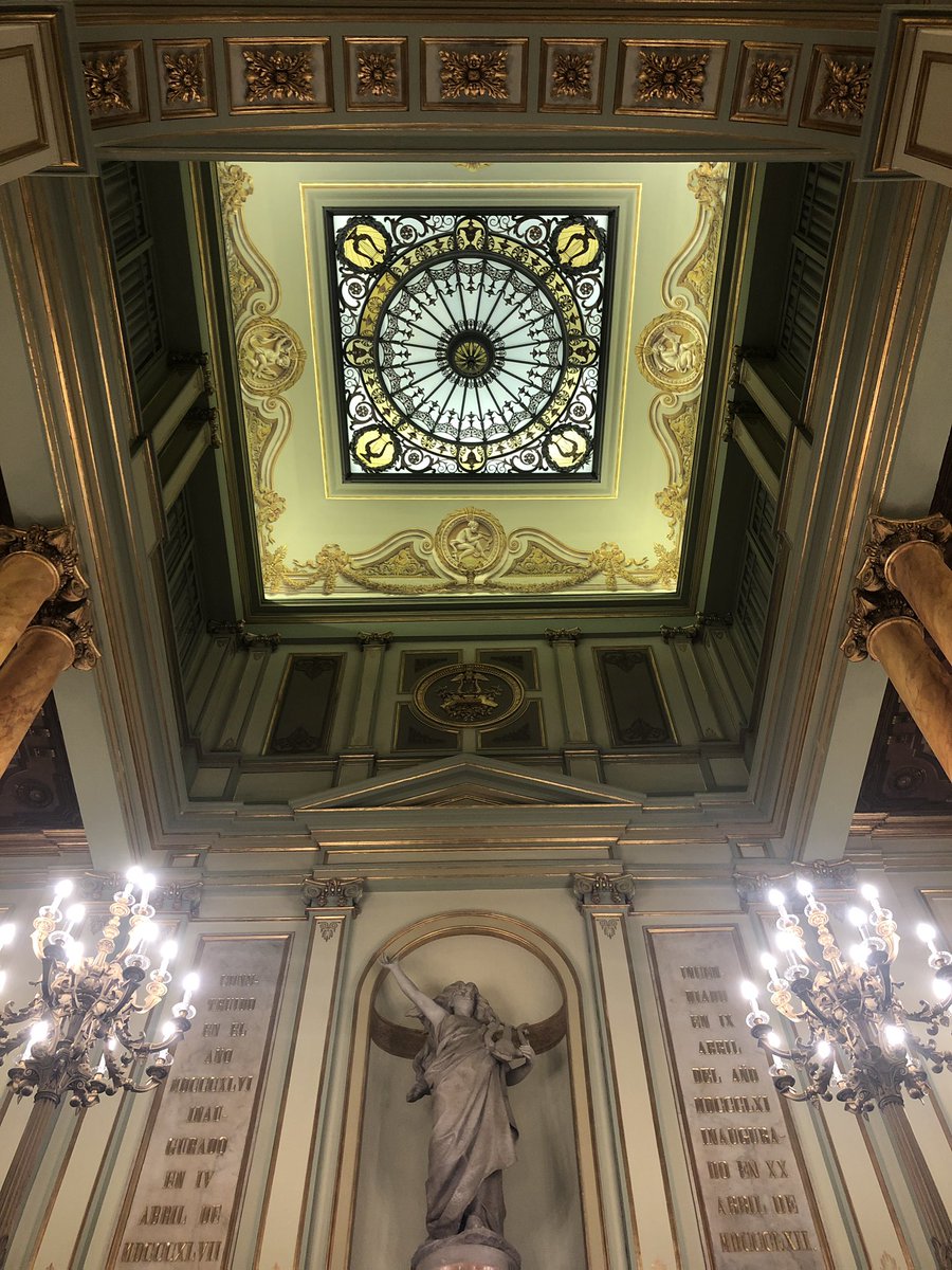 200Wagner200's tweet photo. Totally excited to be spending my birthday @Liceu_cat (my first time here!) to see Handel’s Rodelinda with a ridiculously talented ensemble - @Lisette_Oropesa #bejunmehta @_JoelPrieto_ #gianlucamargheri #sashacooke #clausguth makes this the very fine cherry on top my cake. https://t.co/idf6ul1bPU