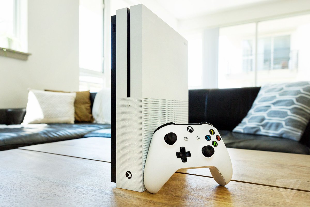 Microsoft reportedly launching disc-less Xbox One S next month