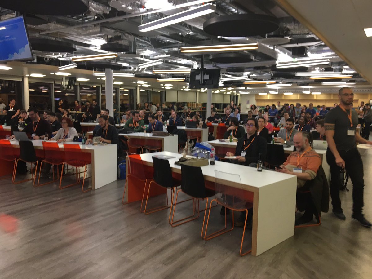 #DublinJS is crowded today