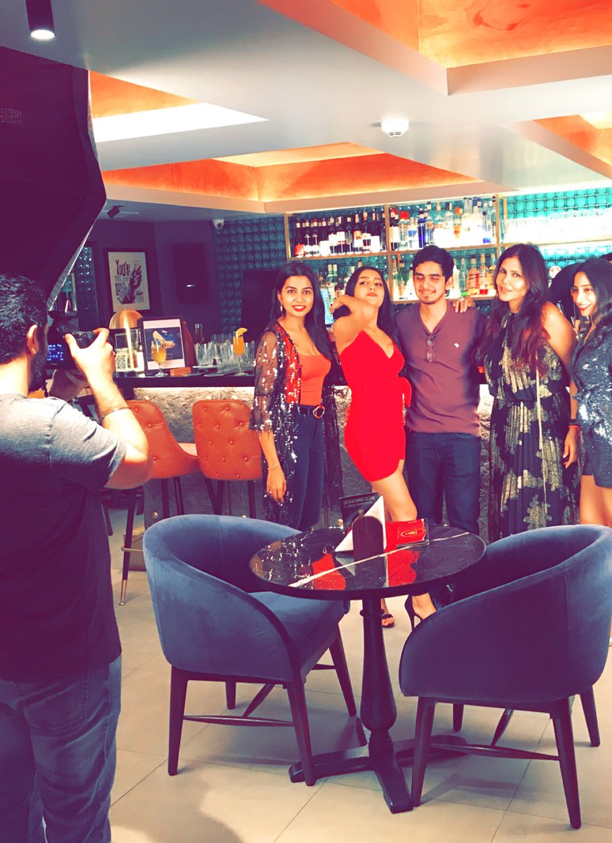 nishjamvwal's tweet photo. #themakingof #shootingstars #whereanglesdare #Photoshoot #workingprogress #Stillcamera #brands #endorsements #luxury #luxurybrands #NishaJamVwal #NishaJamVwalLuxury https://t.co/6gK47DbaFD