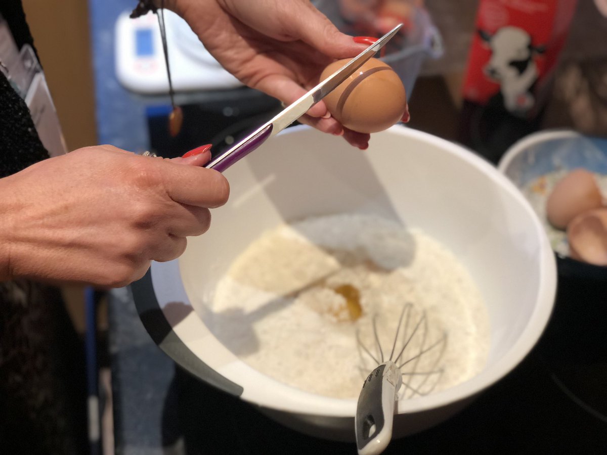 AbbeyPrimary's tweet image. @eggsploring Our wonderful hens provided eggs for Shrove Tuesday Pancakes. 💙💛💙💛