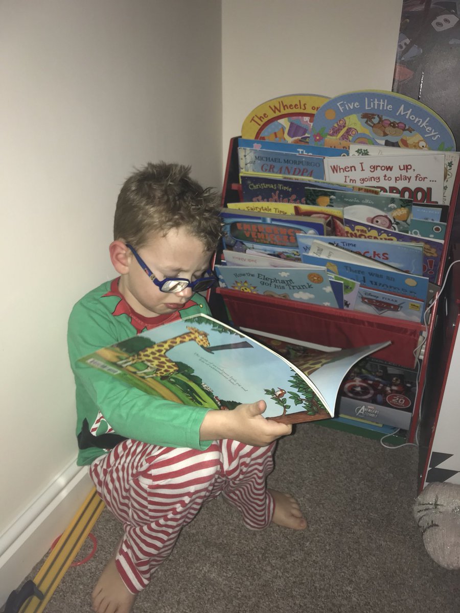 bumps2babes's tweet photo. @stthomasce Lucas reading himself a bedtime story before bedtime #shelfie #worldbookweek #youngreader https://t.co/iatMSJ3jFX