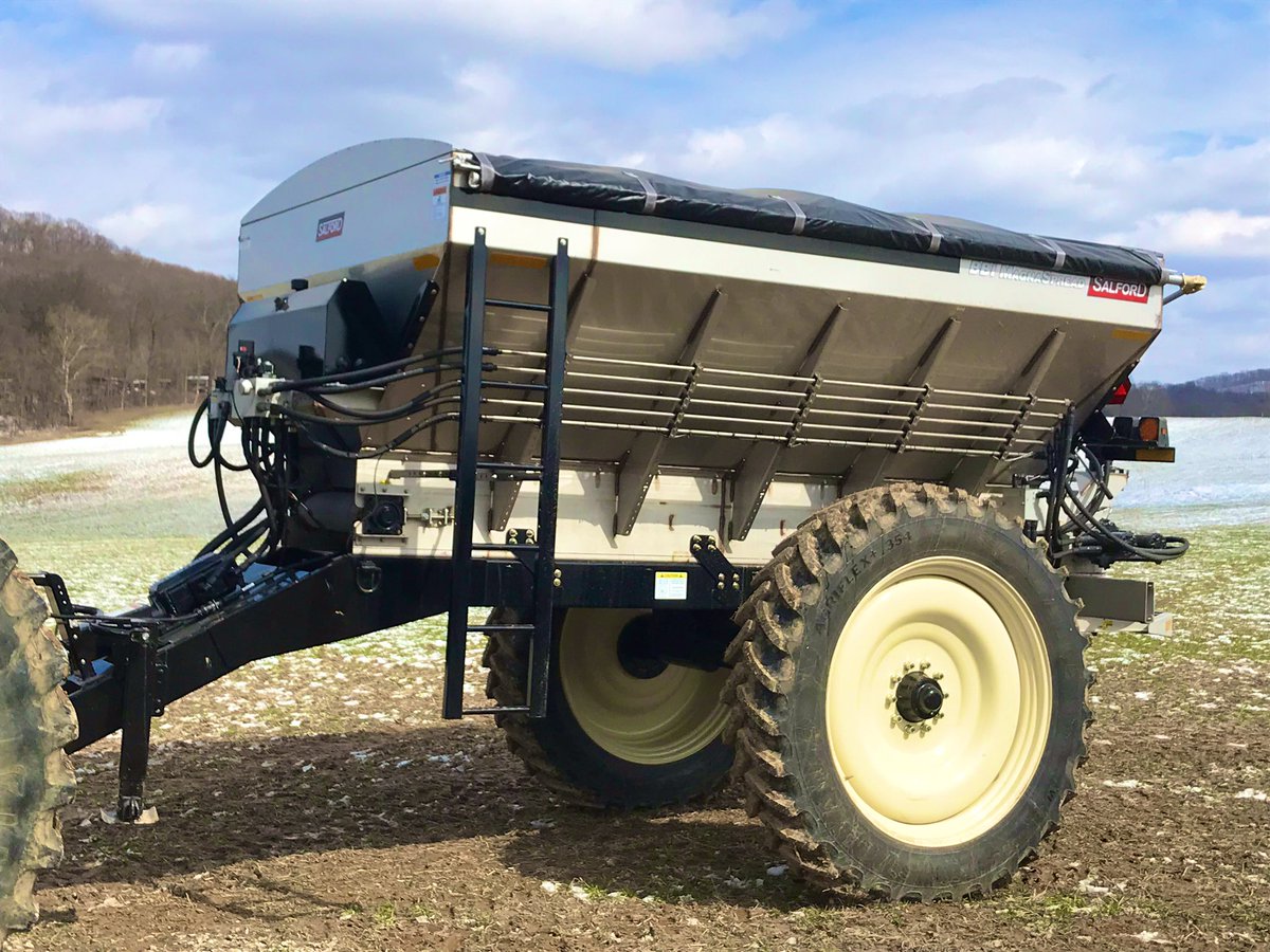AgroChemEast's tweet photo. Setup and calibrated a new @SalfordGroup BBI spreader today. Customer wanted automatic & variable rate control through @AgLeaderTech InCommand 800 w/ Direct Command. #PrecisionAg #Apply19 https://t.co/29mSIdqNmJ