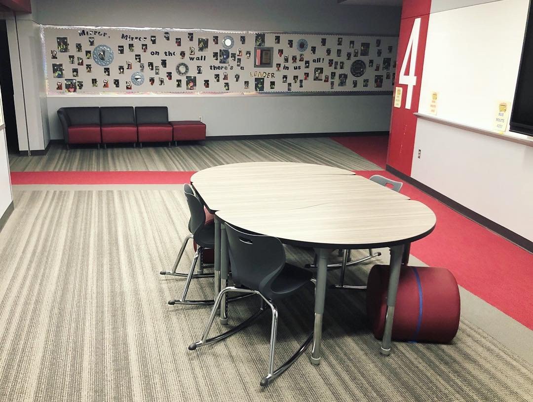 Which color scenario do you like better? Blue or red? #indecok12 #k12doneright