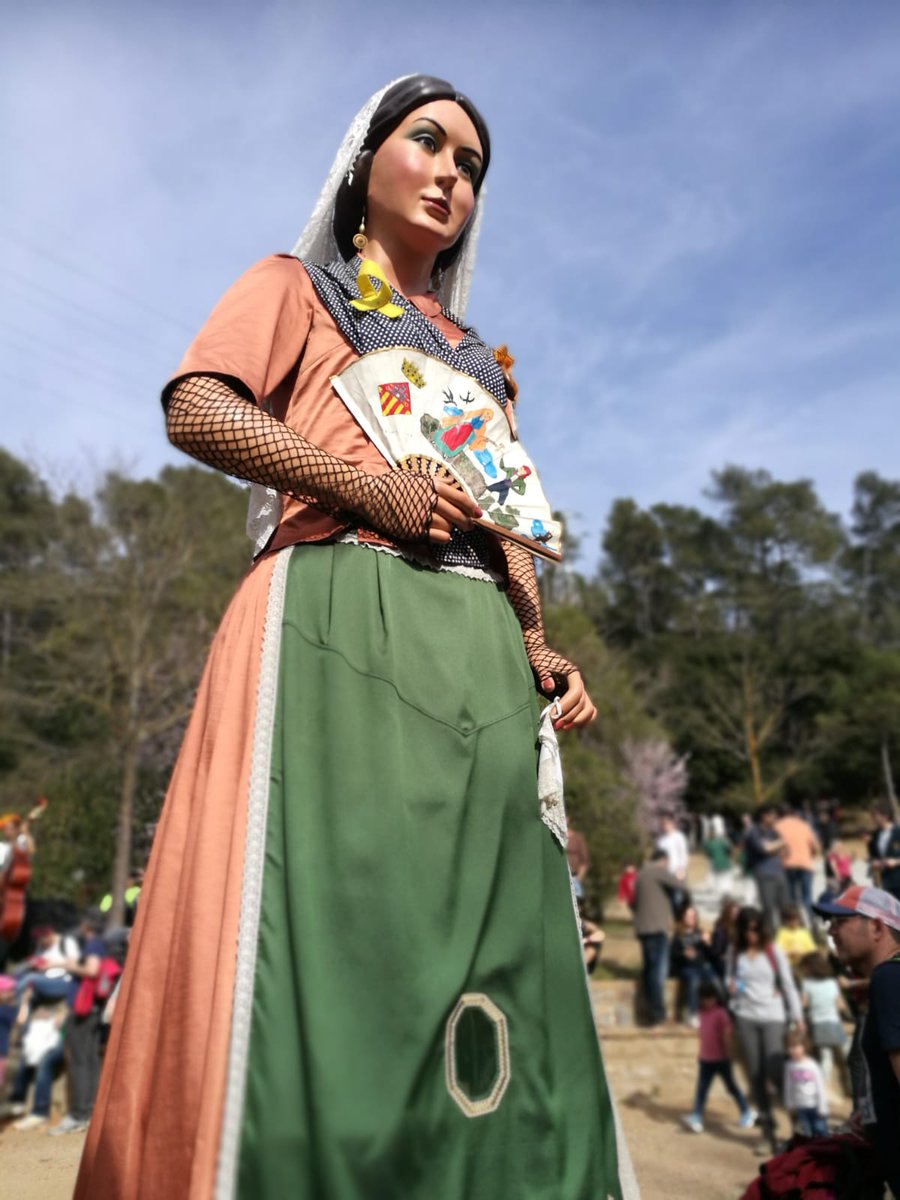 pastepc's tweet photo. Muy buen día de sant medir https://t.co/ZmDd1IxCUs