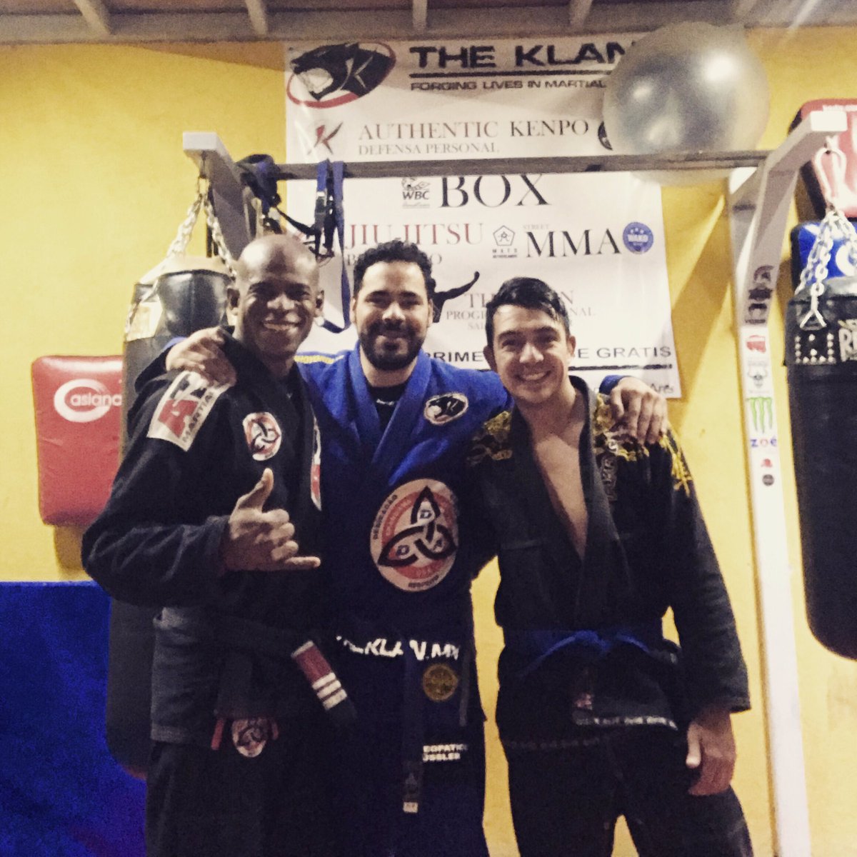 KDM_SelfDefense's tweet photo. #Jiujitsu #DDR #Mexico #bjj #DDRJJ #theklan https://t.co/VxO6sEPfc0