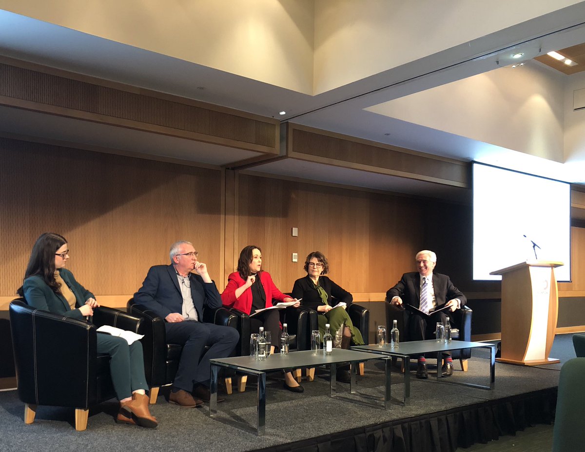 rothramach's tweet photo. Sona freastal ar #RecForum2019 inniu ar son @AMhacha -is cuma cad é a tharlós i ndiaidh 29.3.19 - gá le hobair chiúin an athmhuintearais - spiorad flaithiúil an athmhuintiris i measc an tslua inniu & na gcainteoirí -níl aon dul siar @dfatirl & ról lárnach ag #Gaeilge @simoncoveny https://t.co/PMRDzFc12D