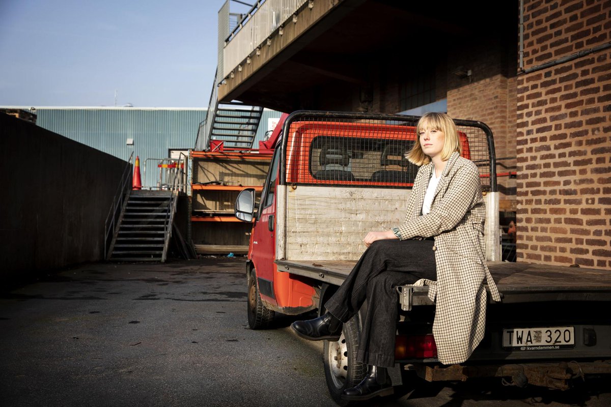 GPKultur's tweet image. Två singlar räckte för att det skulle börja snackas om Saga Back från Lerum. 
gp.se/kultur/kultur/…