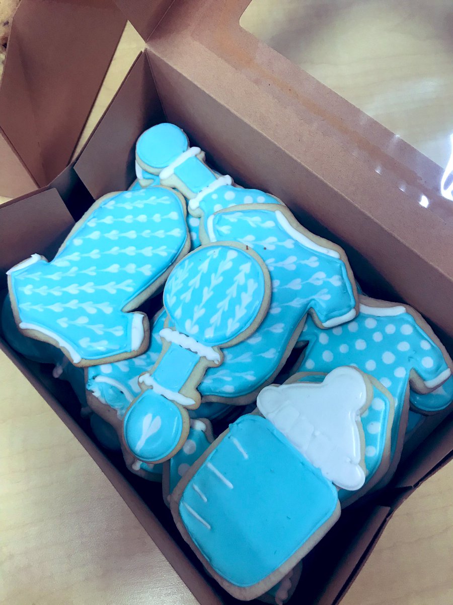 LHS210Wilcoxen's tweet photo. Surprise Baby Shower!! ๐๐ถ๐ผโ๏ธ Thank you so much to everyone who contributed to such a thoughtful and generous event! #GoLemont #CTE #FACS #BabyShower #38WeeksToday https://t.co/pLTGoyCbUe