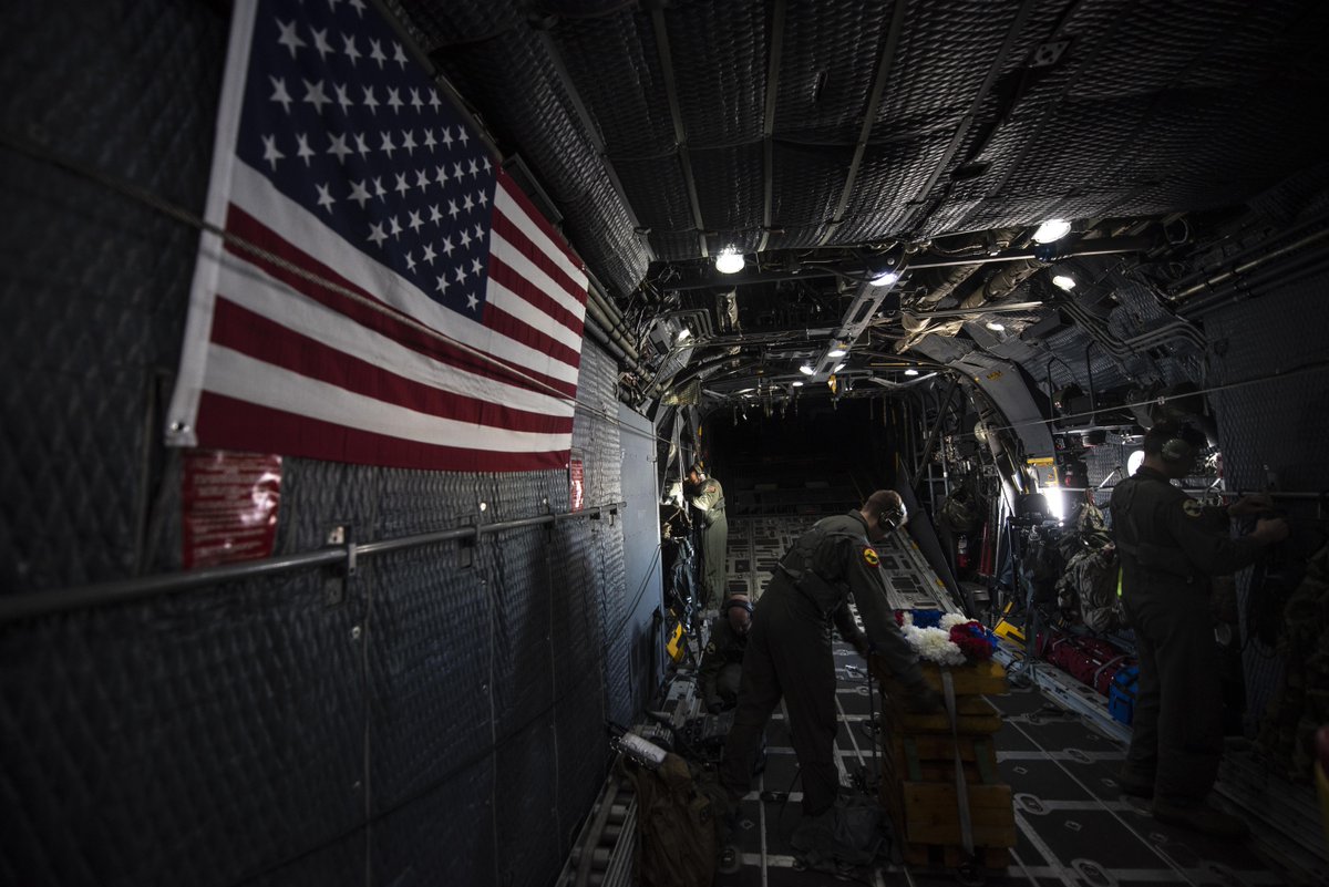 USPACOM's tweet photo. Airmen from the @353SOG pay their respects at the crash site of STRAY 59 during a memorial flight off the coast of the Philippines, honoring those lost when a 1st SOS MC-130E Combat Talon I crashed 38 years ago. https://t.co/rBdUxw2WsN