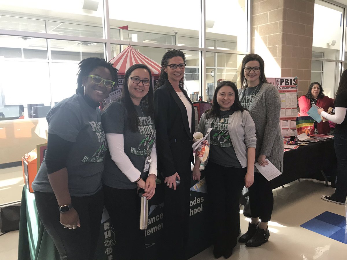 iloverhodie04's tweet photo. Thank you @HeatherPGeorge for the pep talk! We are getting some great ideas to continue to use @nisdpbis on our campus. #PBISshowcase https://t.co/Q2fpD1cAni