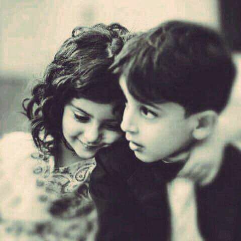 أبسَط لحظاتِي معك؟ أحبّها 
The simplest Moments with you? loved her
