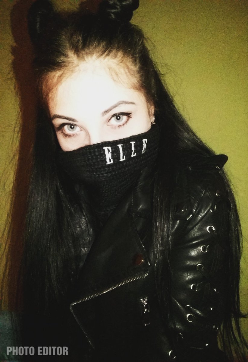 MonikaMiuu's tweet photo. Dear friends, I wish you all a nice evening! 🔥 #ELLE https://t.co/0CRhfKLbBu