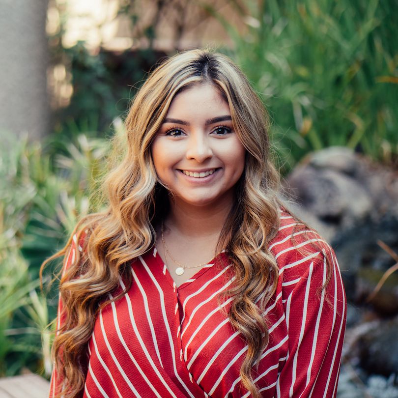 widsix's tweet photo. #TeamMemberTuesday - Everybody, meet Ana! She's worked her way from being an intern to becoming a social media manager here at #WIDSIX ๐ป If she isn't in the office working, you can probably find her with her family at @Disneyland ๐ ๐๐ผ https://t.co/el5DIOss0T