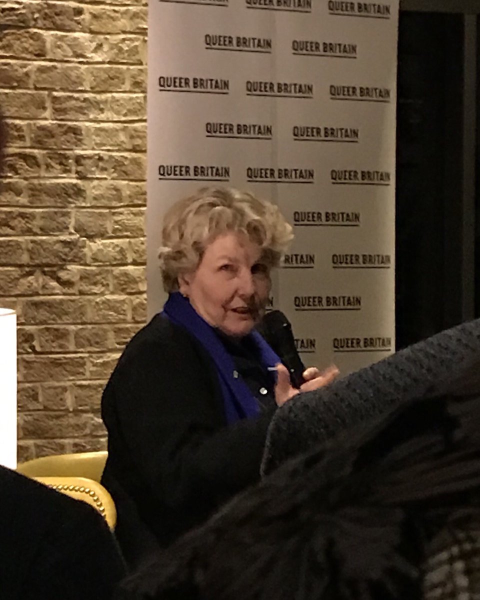 Remarkable to hear @SandiToksvig reflect on growing up lesbian and at @GirtonCollege on the same day we renewed #BridgingBinaries LGBTQ+ Tours @CamUnivMuseums 'There were no words (for us), there was no history which is why I am obsessed with this museum @Queer_Britain' ❤️🏳️‍🌈🏛