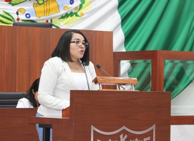 ClimatlaxcalaTV's tweet image. Propone #Laura Yamili Flores #otorgar más recursos a las #presidencias de comunidad huamantla.org/2019/03/05/pro…