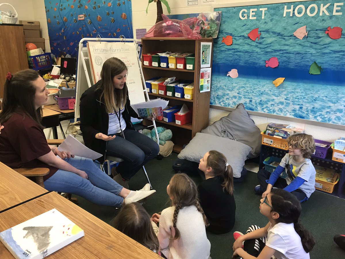 LaurenMihalik's tweet photo. 2nd grade teachers @CedarLaneES team teach a reading workshop minilesson at #Pathwayslabsites today! https://t.co/6ZEzDKryzt