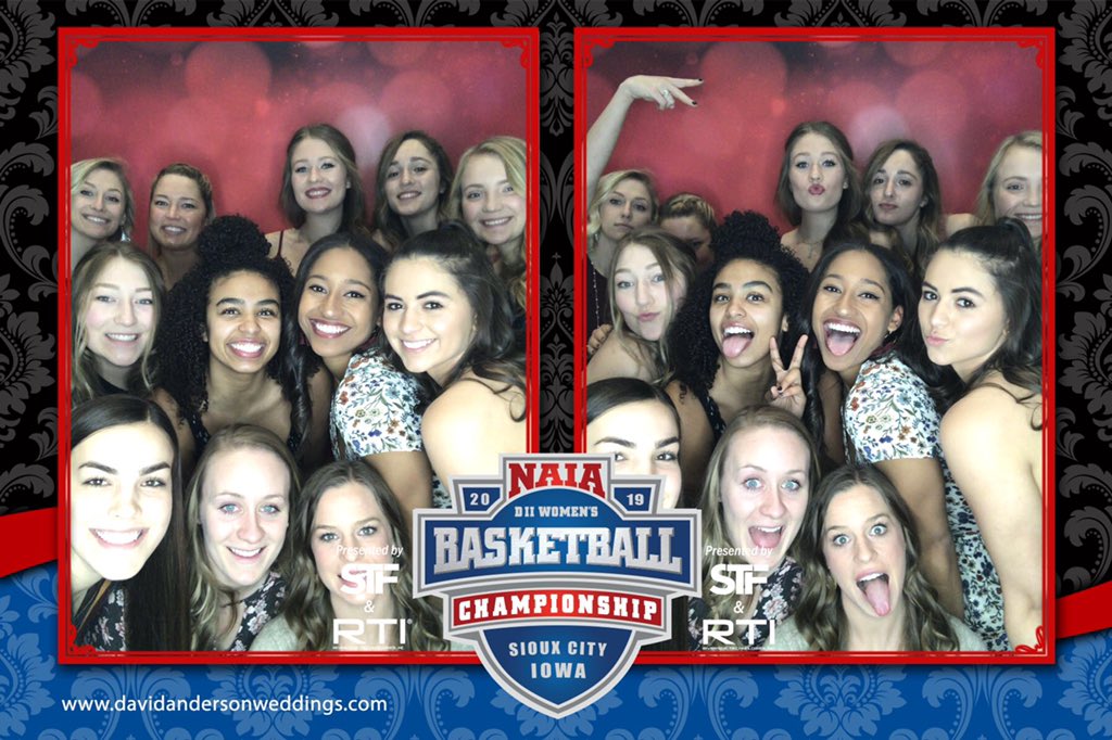 mountiewbball's tweet photo. We’re having a great time at the National Banquet of Champions! #MountUp https://t.co/OtkDcr8gUb