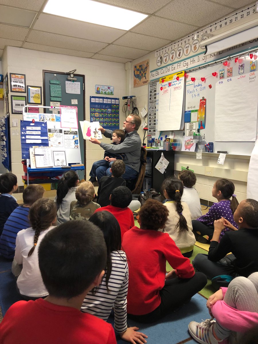 mrshahnk's tweet photo. March is #readingmonth! We enjoyed having our very first mystery reader today! We’re looking forward to a month filled with family, friends and #books! @a2Thurston https://t.co/nYBS8sOJGr