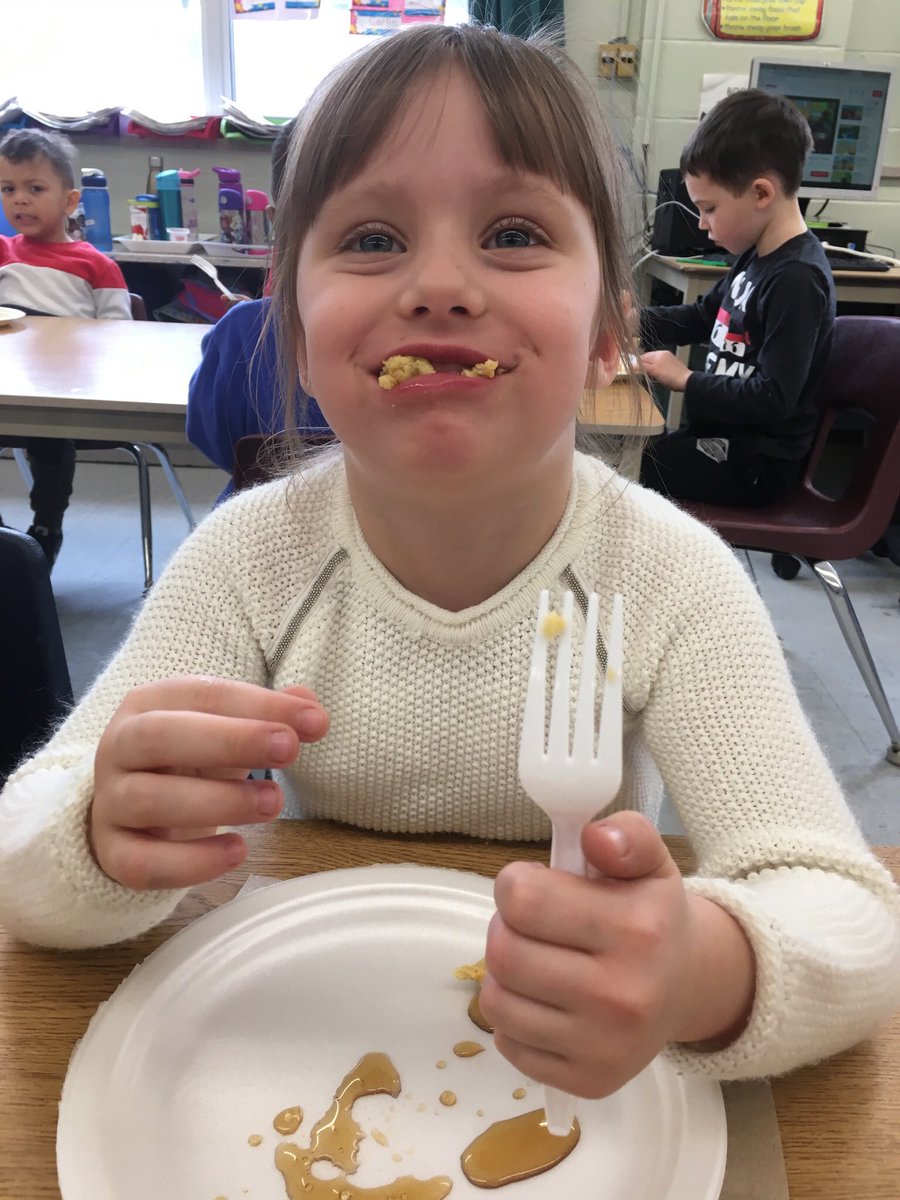 Jenn_Lalonde's tweet photo. Pancake inquiry. Can’t think of a better day to make some nice warm hot cakes. #fdk #stmichaelfdk  @stmikeslondon https://t.co/3BfdCUbFBM