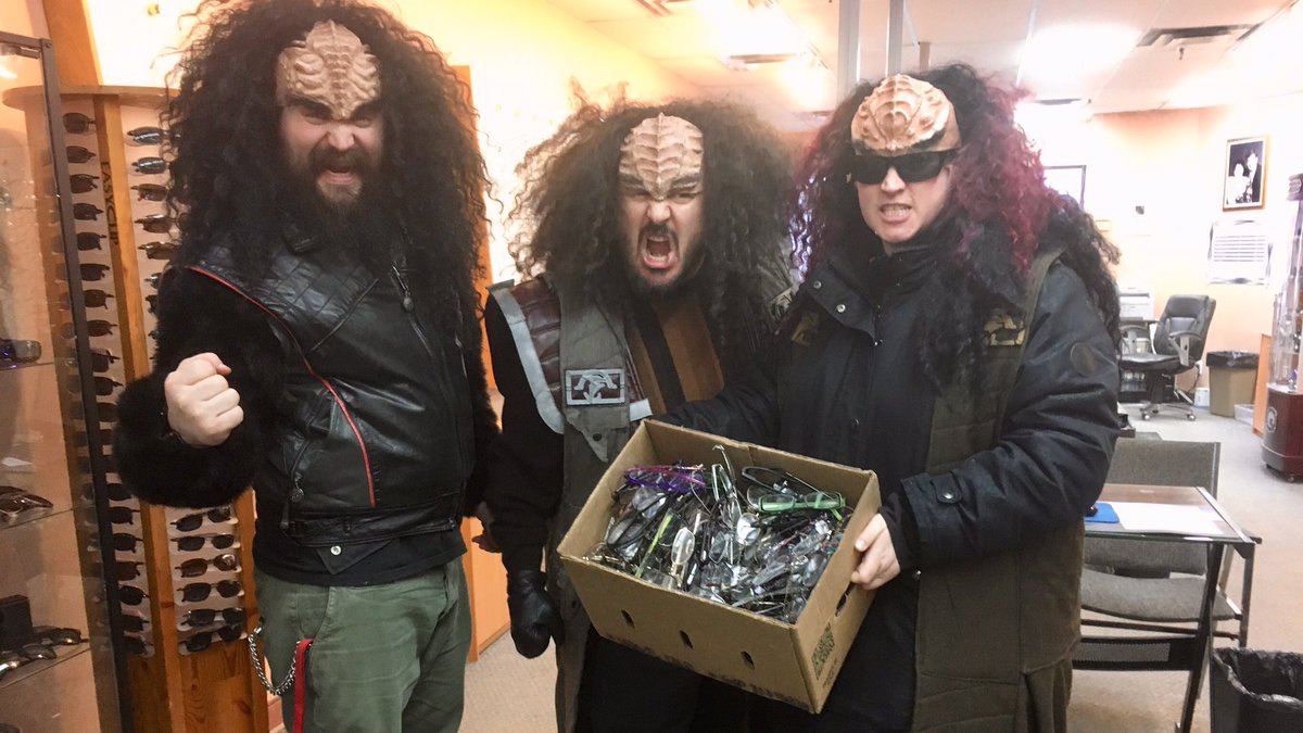 tforthomas's tweet photo. Kickin' back with a coffee by the fireplace🔥@TimHortons after dropping off a donation of glasses for @lionsclubs charity &amp; visiting the grave of #WalmartCar #RollUpTheRim #EverythingIsBetterWithKlingons #KlingonsHaveVision #Timmins @CityOfTimmins https://t.co/6u9tvvAt0y