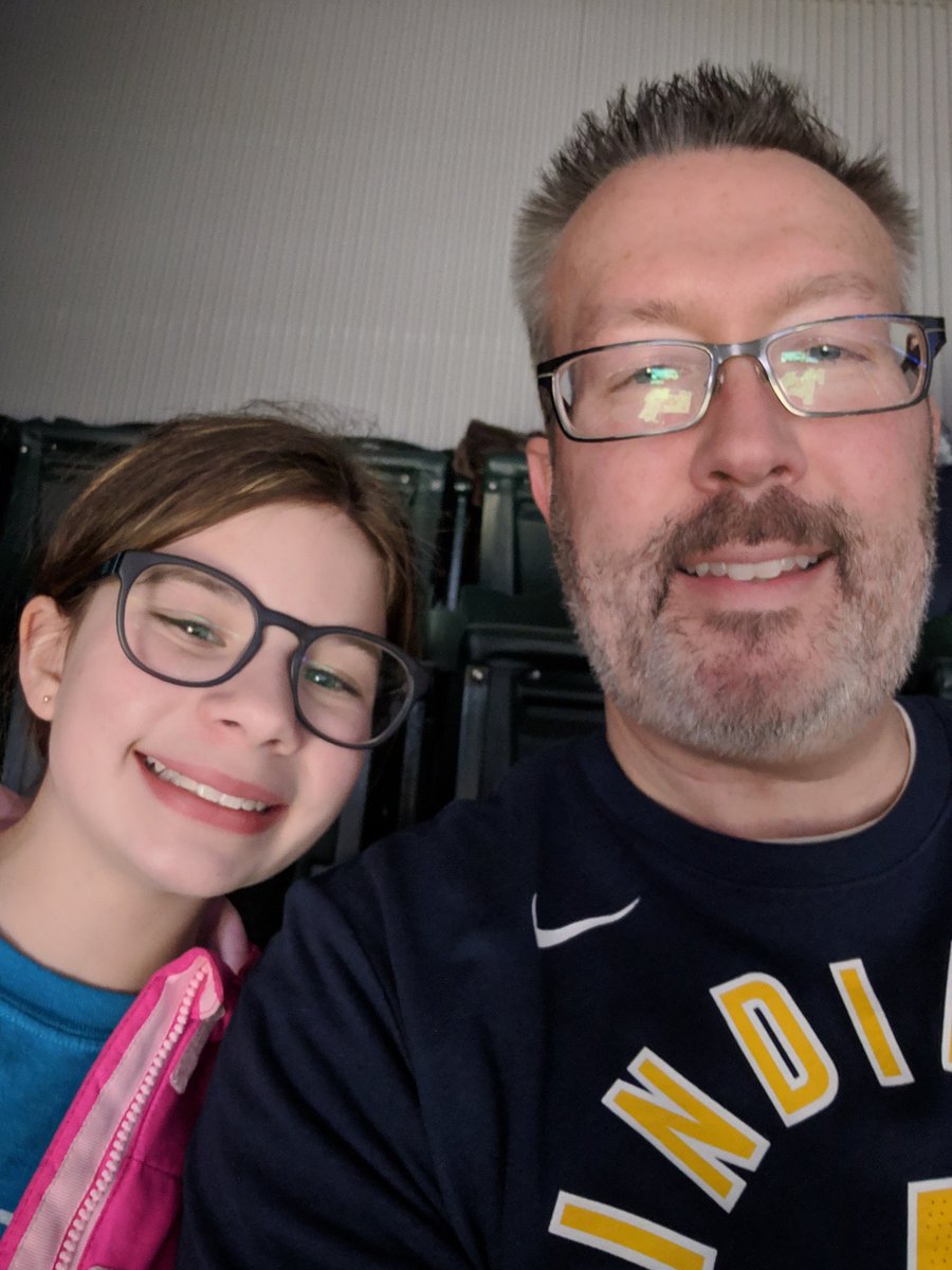 _nathandavidson's tweet photo. Go @Pacers! Proud of my girl and the OTES treble choir for the awesome job singing the national anthem! #pacergamenight #acornstrong @RobinLynchOT https://t.co/lBIDrwlW4G