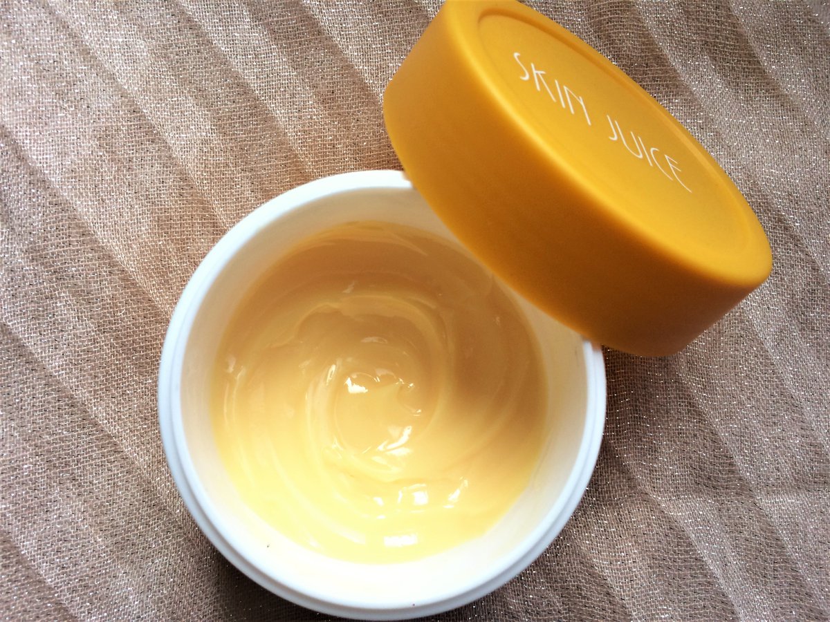 marie_blogs's tweet photo. @NourishedLifeAU @skinjuiceAU makes the perfect body cream for this rough Canadian winter! https://t.co/GfDMzNRRkJ #skinjuice #nourishedlife #organicskincare #naturalbeauty #bblogger https://t.co/IzOpDXxEzD