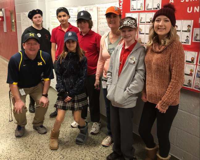 tly63milo's tweet photo. Busy day for students and staff of @WECDSB! #TestDriveDay2019, #HatsOnForHealthcare for @WRHFound, MusicFest Windsor, #TamponTuesday. Wonderful to see so many of our people so engaged with their community! https://t.co/FYQLug5P80
