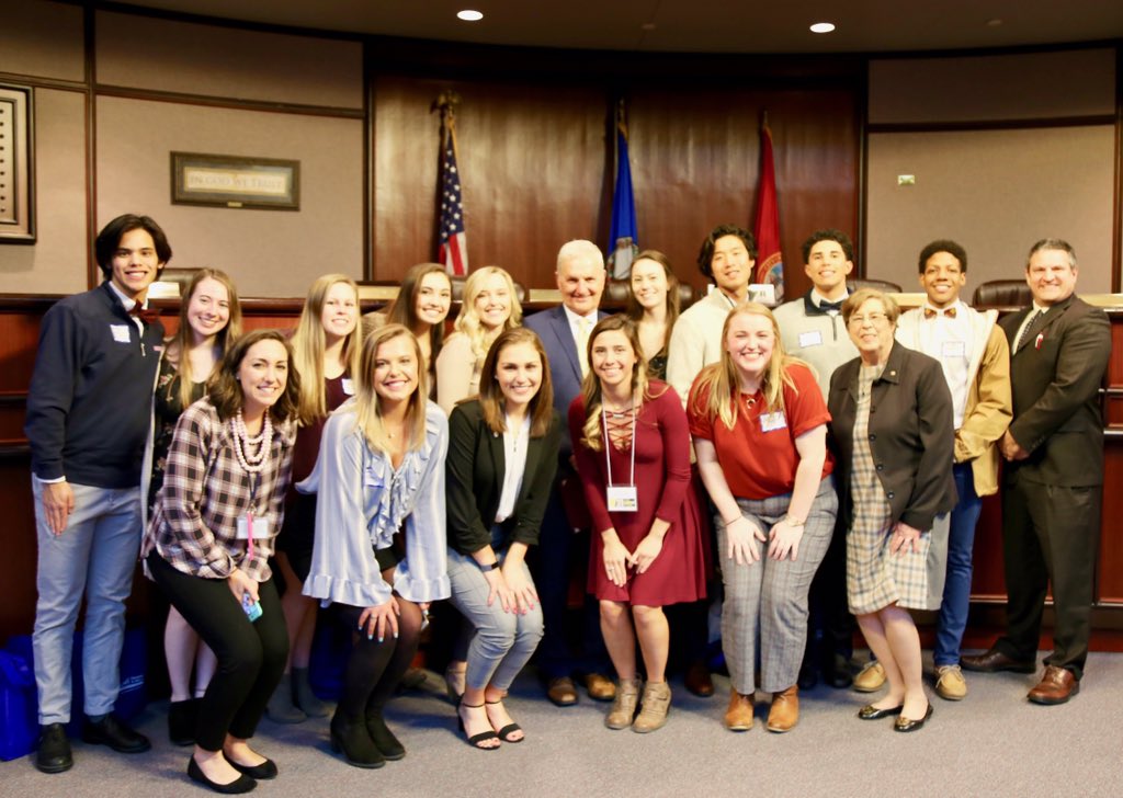 grassfield_sca's tweet photo. Thank you @cpschoolsva and the city of chesapeake for hosting Student Leadership Day! We learned so much about how a school system and city operate! https://t.co/57NERoF8Wr