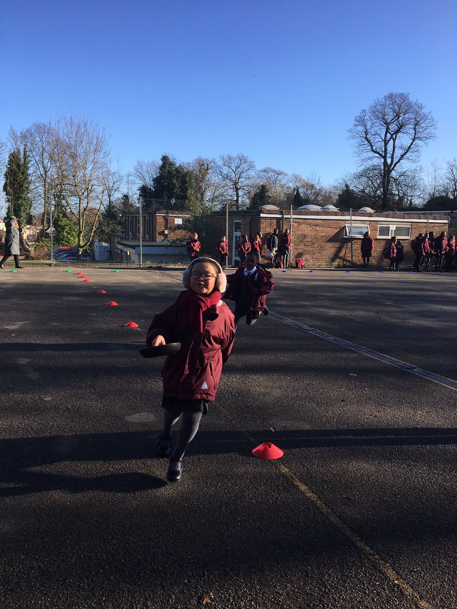 Kevinlot's tweet photo. ...had a lot of fun #pancakedayrace @stjosephsSE19 https://t.co/saQFjDJxgT