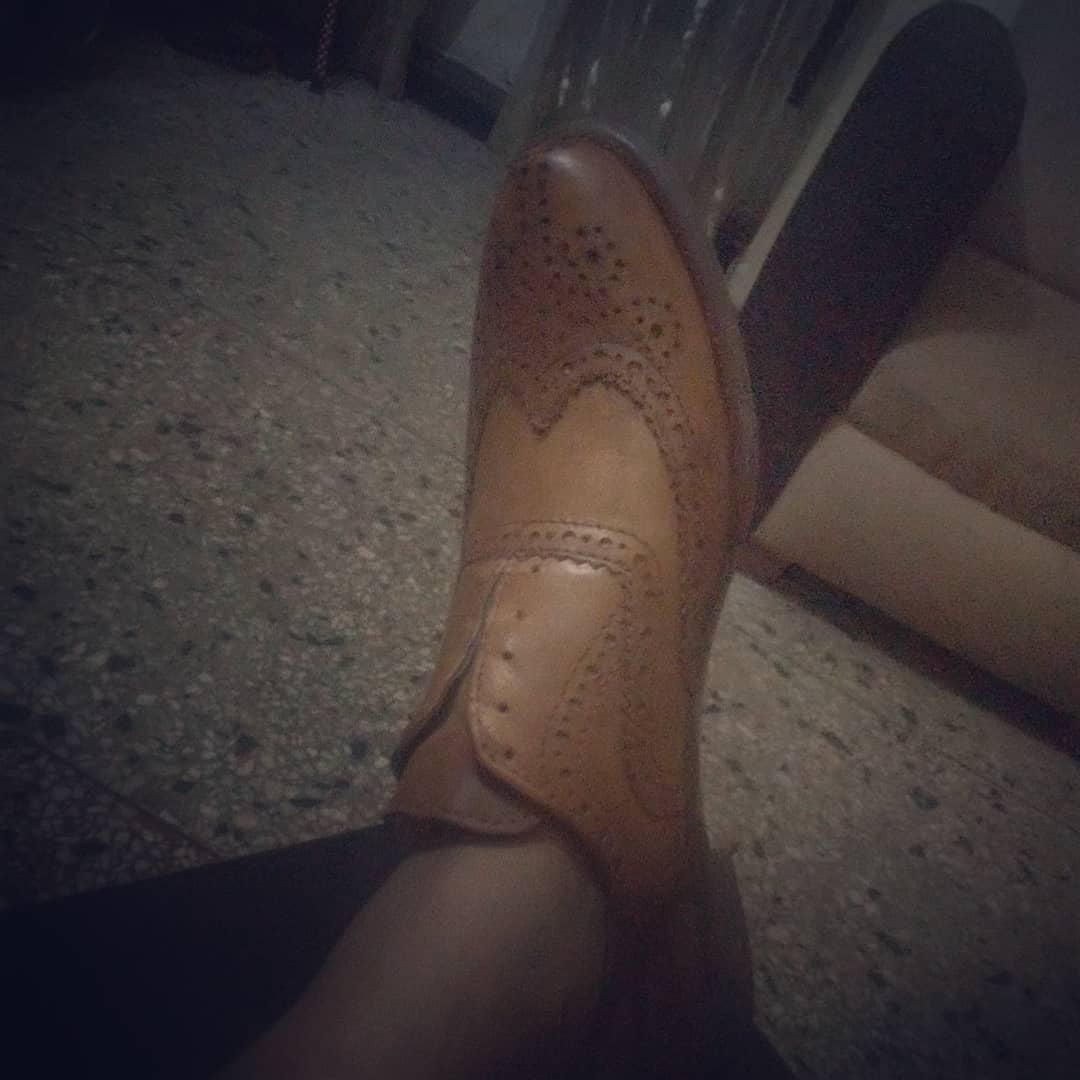 kpomoBespoke's tweet photo. Winged Tip Full brogues Oxfords in Walnut brown. https://t.co/eZ0c8UR899