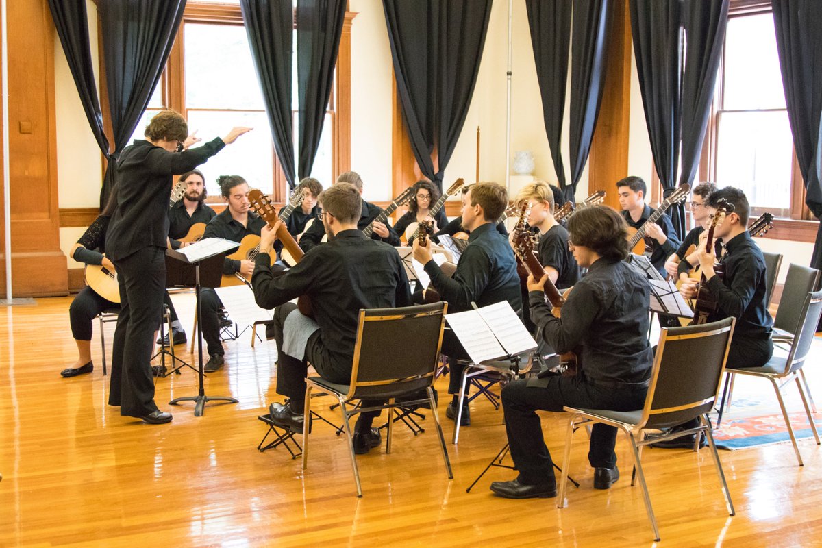 EMFAdmissions's tweet photo. EMF's Guitar Faculty member Kami Rowan will lead the US Guitar Orchestra in performances this summer at Carnegie Hall and in France. Several EMF alum are in the Guitar Orchestra. Learn more about Kami and the EMF guitar program here: https://t.co/ank9b3dfXs https://t.co/WBz5ZBVOnA