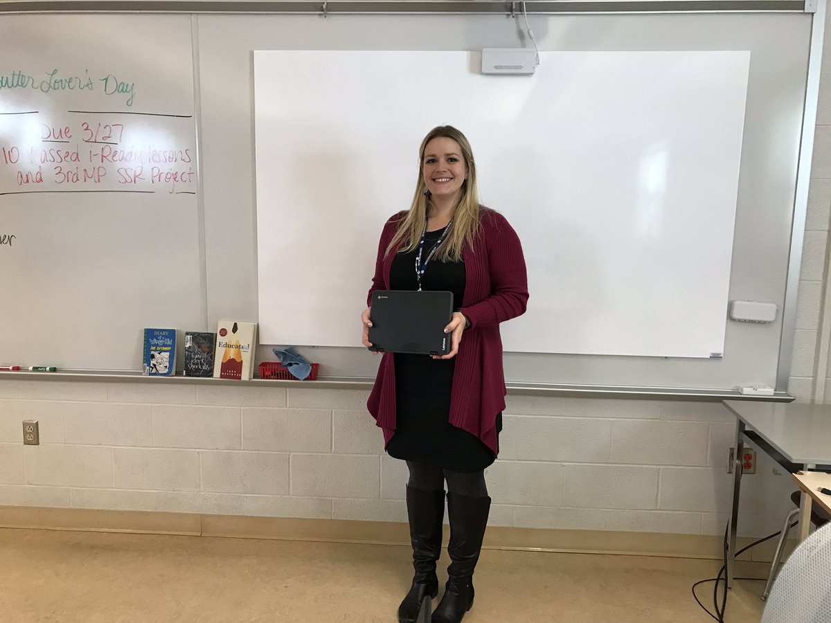 Next phase of 1:1 pilot teachers received their new chrome books today. #esedwyasd