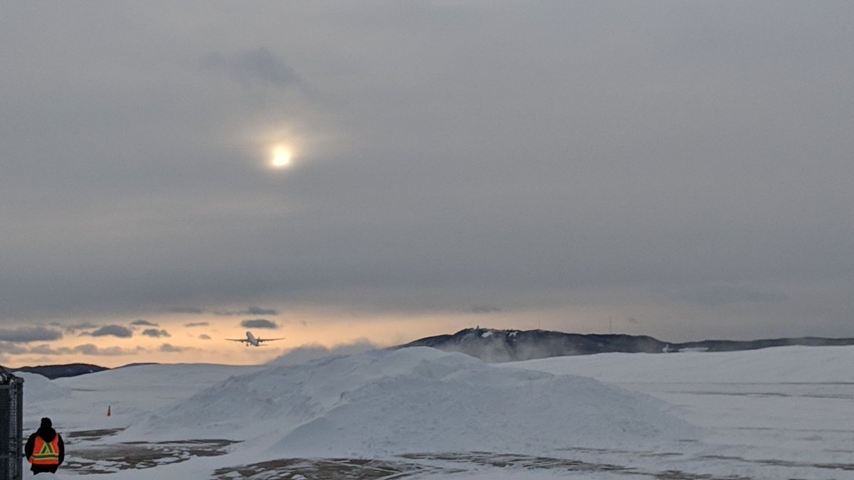 Swiss Flight 86 back on track for Montreal !