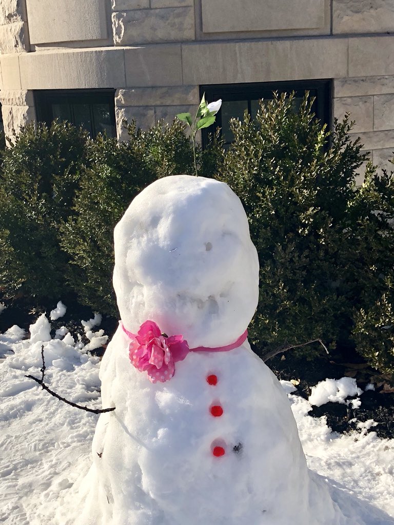 Emjay1028's tweet photo. Dear #March,
Sometimes you can be cute but really, letβs just move it along please!
Regards,
MJ
#ViewFromMidDayRun #LousySmarchWeather #CruelestMonthEva #Boston https://t.co/MfYrzui8AX