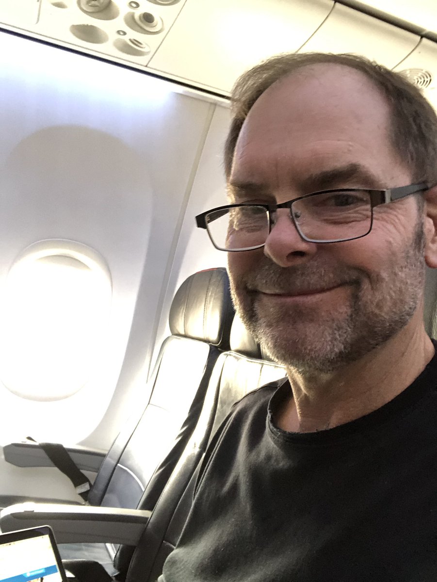 A row to myself...how rare these days.  Thanks American!