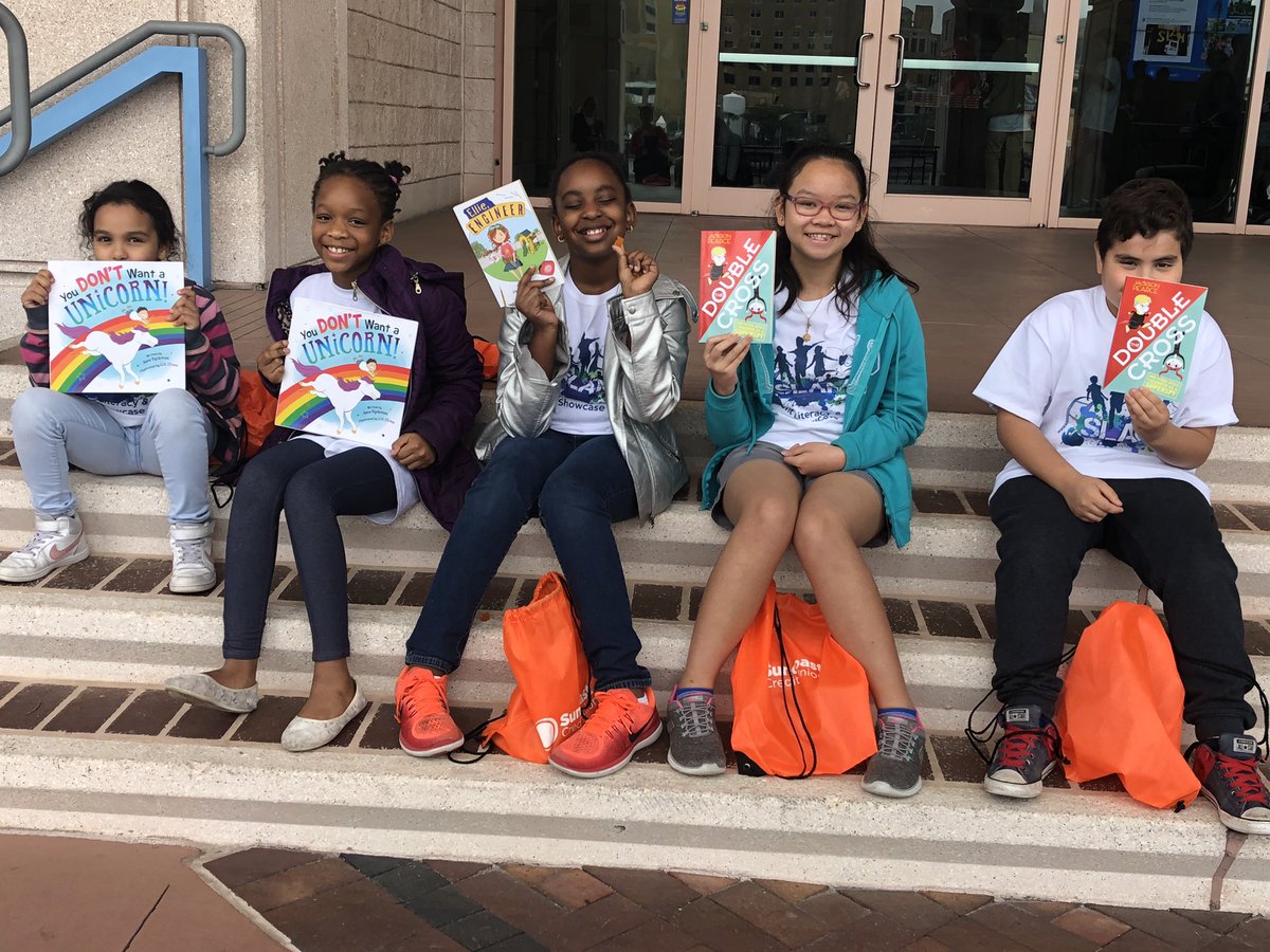 LibraryTera's tweet image. The Lamb ES kiddos had so much fun at SLAM today! What a wonderful celebration of reading! 📚 @HCPS_SLAM @HCPSLambES