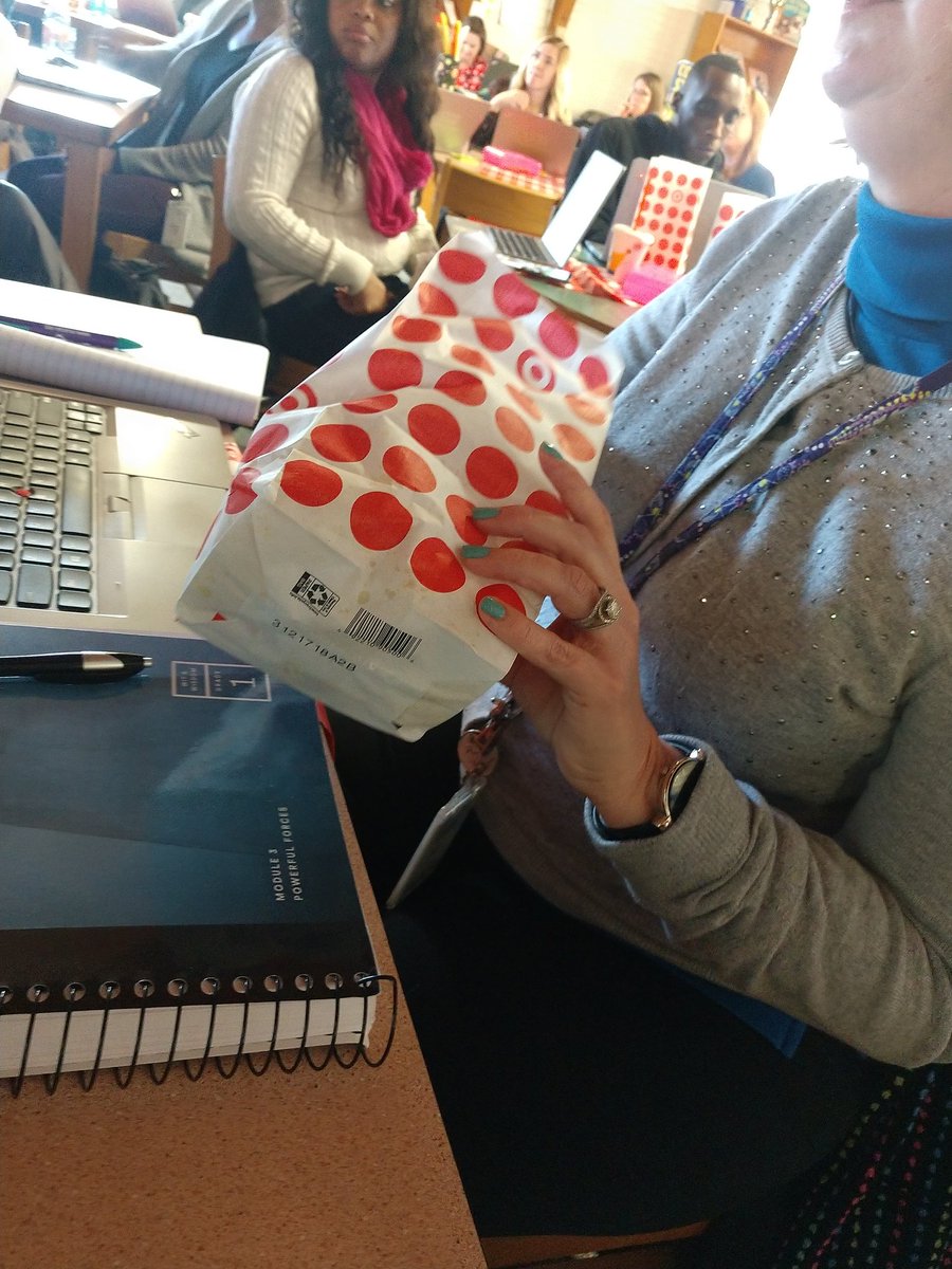 laura1stgrade's tweet image. Popped over to Armstrong to Notice Wit &amp;amp; Wisdom #litnccs