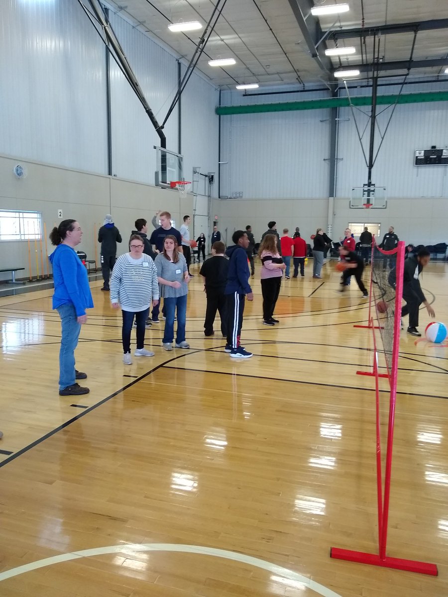 SAUCougarsMBB's tweet photo. Incredible service project with our friends from LifeScape today! #PlayNAIA #NAIADIIMBB https://t.co/B8TTiG5uHT