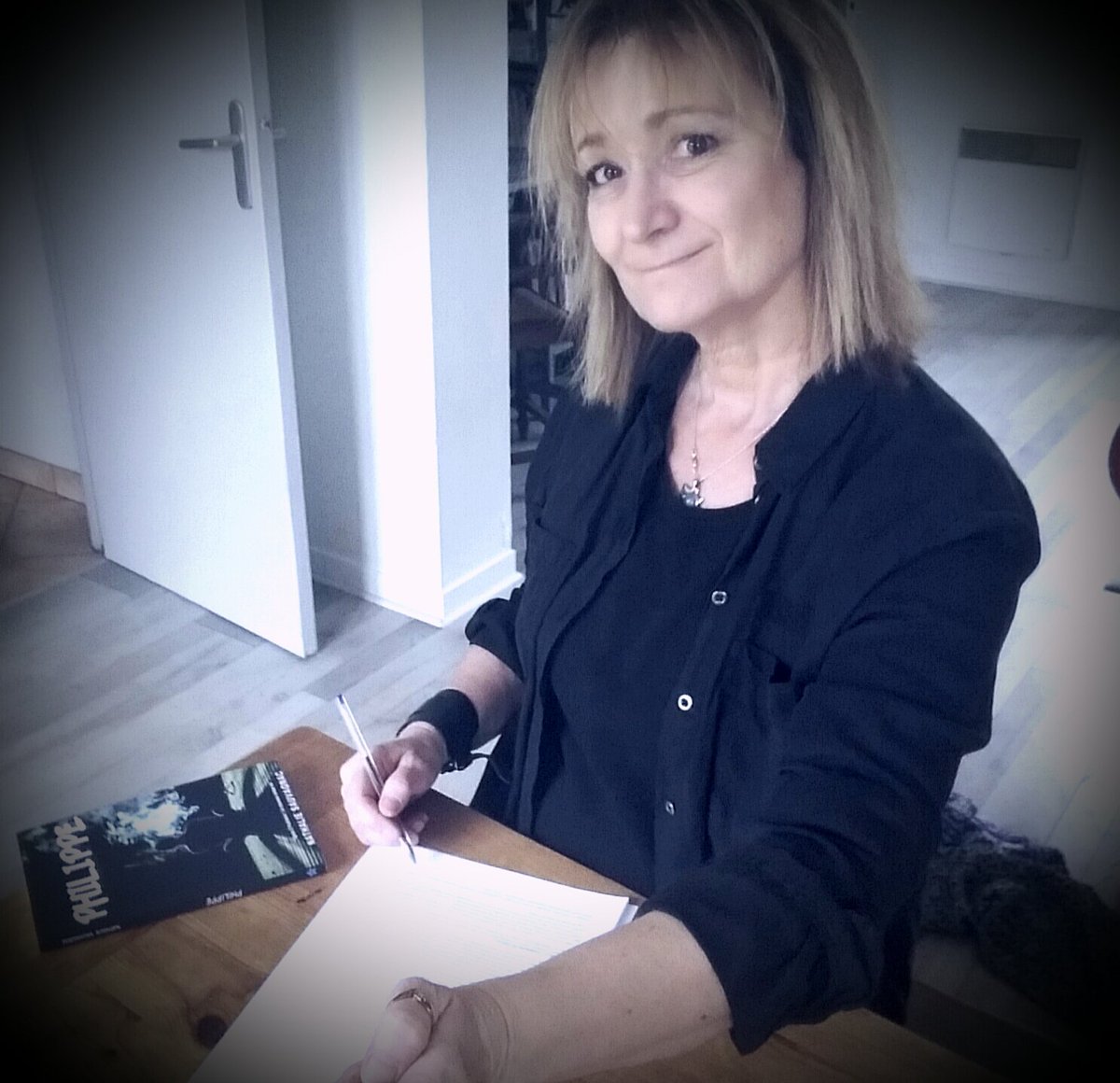 THEATREDENAT's tweet photo. Signature contrat pour mon roman qui sortira chez @editionsJCLattes collection Le Masque en octobre prochain. Philippe va changer de titre et de couverture... Hé Hé !  C'est dingue, non ? https://t.co/UsbMsSManv
